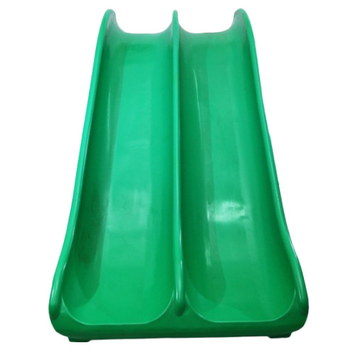 Дитяча пластикова гірка двоскатна — подвійне задоволення від гри
