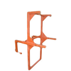 Рама-кронштейн для будівельного мусороспуску